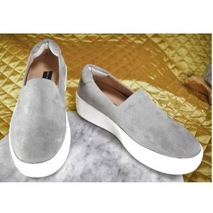 Steve Madden Gills Platform slip on sneaker suede